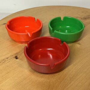 Vintage Set of 3 GES-LINE Ashtrays Melamine Retro Avocado Green Red Orange